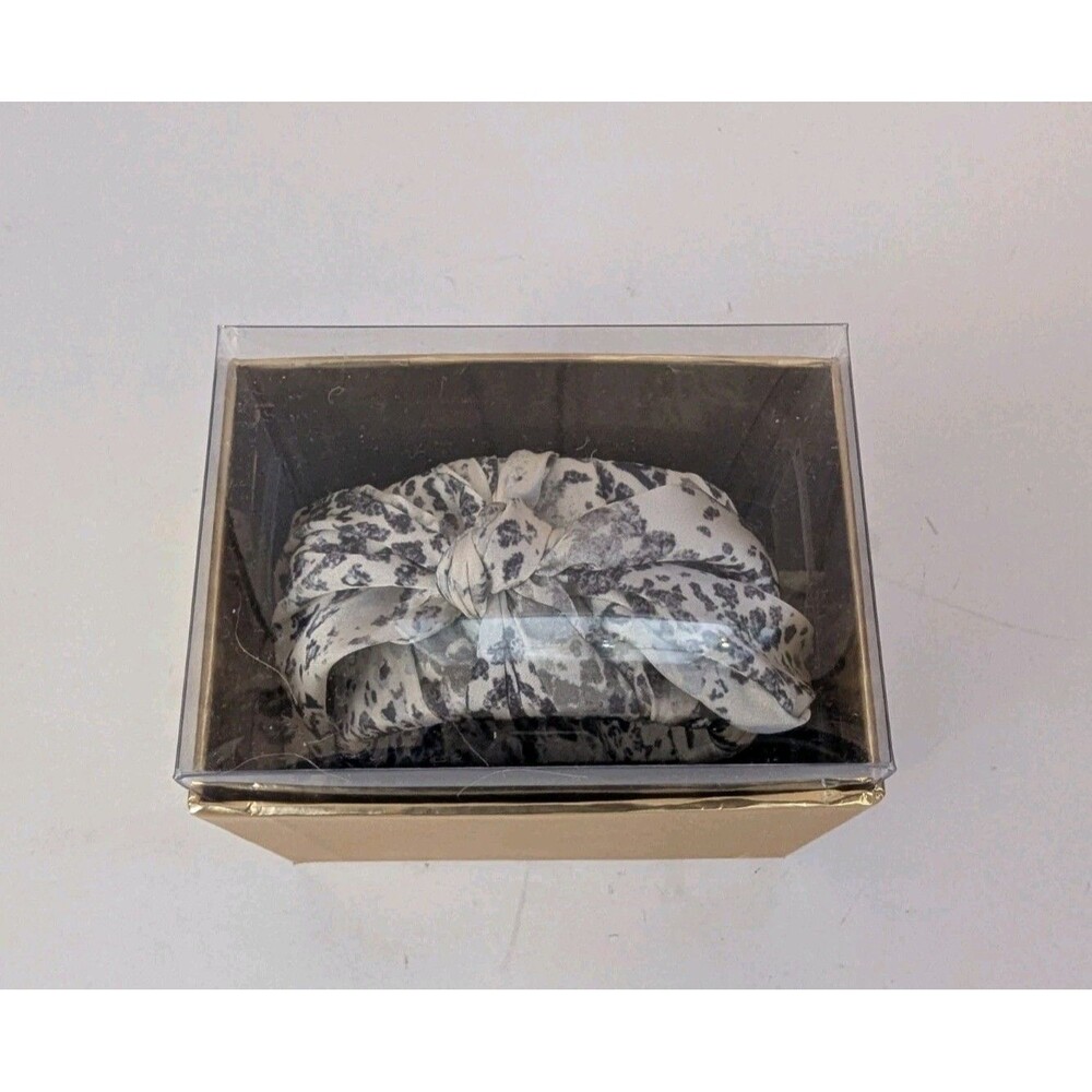 Boxed Scarf Snakeskin Print Bracelet BangleGray/Cream Tone Magnetic NEW